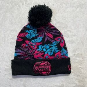 NEW ERA NBA Los Angeles Clippers Beanie with Pom Black Turquoise Pink OS